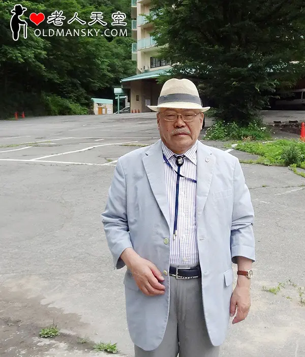 OLDMANSKY-01