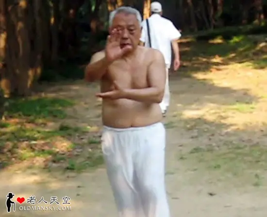 男人要知道健康正常的精液存在哪些特征_02