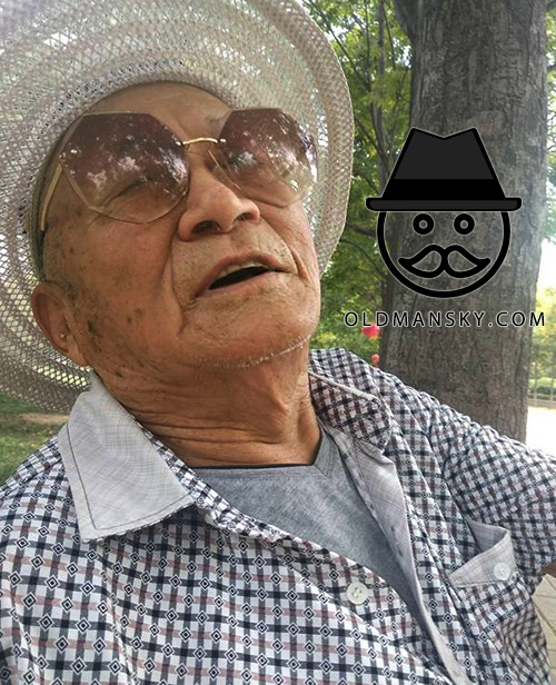 OLDMANSKY-20210215616