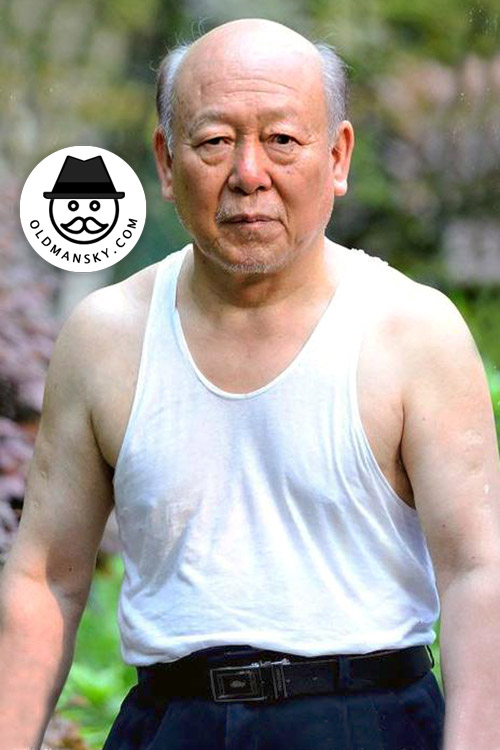 Four old men wore white vest undershirt did exercise in the park