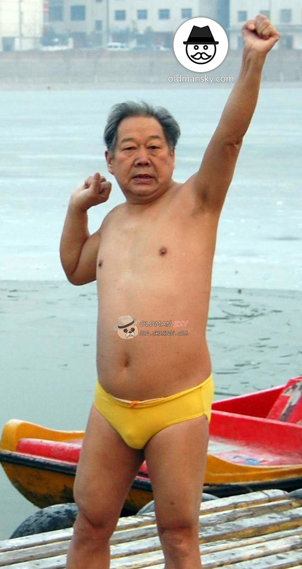 Some love swimming old men and old daddies_06
